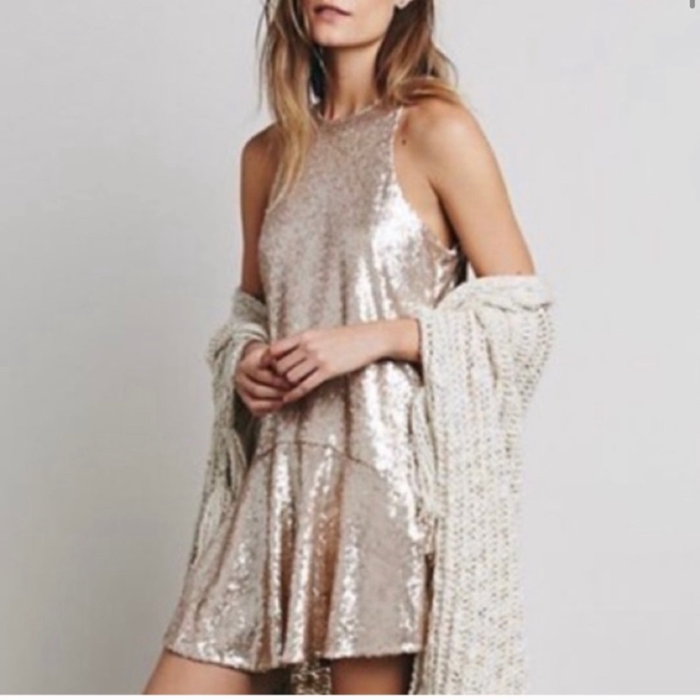 FREE PEOPLE SEQUIN CHAMAGNE MINI DRESS